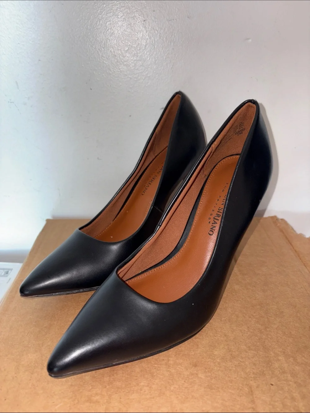 Christian Siriano Black Pointed-Toe Women's Pumps size 7.5